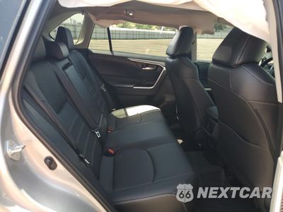 Zdjęcie 11 z 16 samochodu: 2024 TOYOTA RAV4 XLE PREMIUM VIN:2T3A1RFV7RW492012 - miniatura