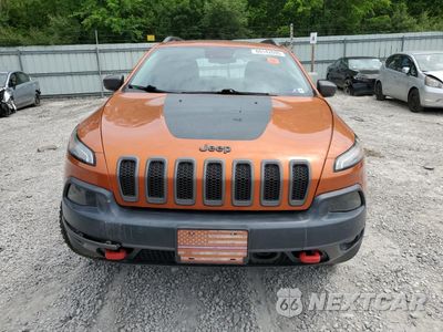 Piąte zdjęcie samochodu w środku: 2016 JEEP CHEROKEE TRAILHAWK VIN:1C4PJMBSXGW306521 - miniatura