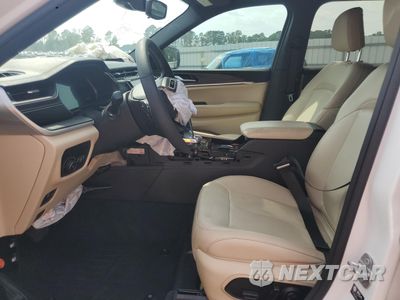 Zdjęcie 7 z 15 samochodu: 2023 JEEP GRAND CHEROKEE L LIMITED VIN:1C4RJJBG9P8811683 - miniatura