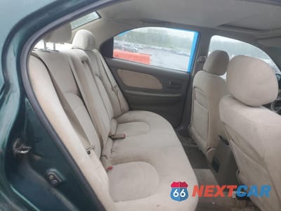 Zdjęcie 10 z 12 samochodu: 2001 HYUNDAI SONATA GL VIN:KMHWF25S51A393869 - miniatura