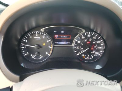 Zdjęcie 9 z 12 samochodu: 2017 NISSAN ALTIMA 2.5 VIN:1N4AL3AP8HC495542 - miniatura