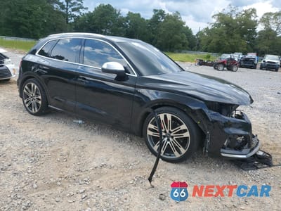 Czwarte zdjęcie samochodu z boku: 2018 AUDI SQ5 PRESTIGE VIN:WA1C4AFY3J2211844 - miniatura