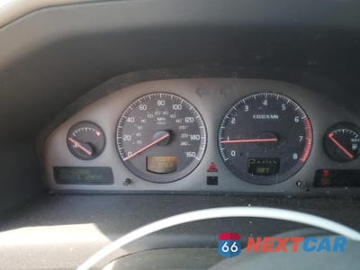 Zdjęcie 9 z 12 samochodu: 2002 VOLVO V70 XC VIN:YV1SZ58D621048659 - miniatura