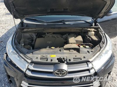Zdjęcie 12 z 15 samochodu: 2017 TOYOTA HIGHLANDER SE VIN:5TDKZRFH4HS510134 - miniatura