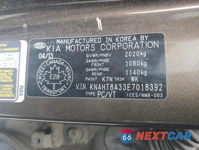 Zdjęcie 14 z 14 samochodu: 2014 KIA RONDO VIN:KNAHT8A33E7018392 - miniatura