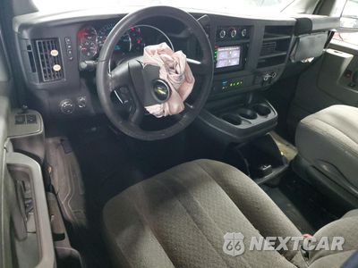Zdjęcie 8 z 13 samochodu: 2020 CHEVROLET EXPRESS G2500 VIN:1GCWGAFG9L1144001 - miniatura