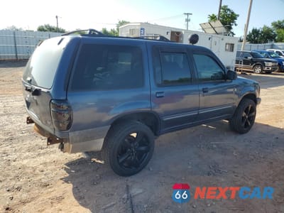 Trzecie zdjęcie samochodu z tyłu: 2000 FORD EXPLORER XLT VIN:1FMZU73E7YUB86440 - miniatura