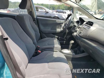 Zdjęcie 7 z 12 samochodu: 2012 HONDA FIT VIN:JHMGE8H37CC040705 - miniatura