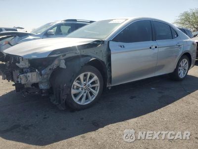 2024 TOYOTA CAMRY LE 4T1C11AK6RU895284 - główne zdjęcie licytacji z USA - miniatura