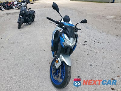 Drugie zdjęcie samochodu z przodu: 2020 KAWASAKI ZR900 F VIN:ML5ZRDF19LDA38275 - miniatura