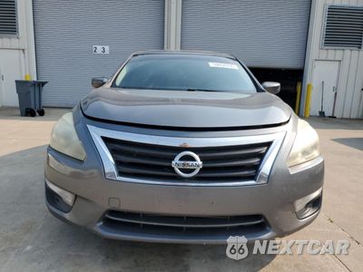 Piąte zdjęcie samochodu w środku: 2014 NISSAN ALTIMA 2.5 VIN:1N4AL3AP8EC198329 - miniatura