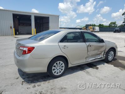 Trzecie zdjęcie samochodu z tyłu: 2013 TOYOTA CAMRY L VIN:4T4BF1FK9DR323288 - miniatura