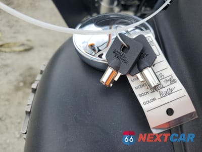 Zdjęcie 8 z 9 samochodu: 2017 HARLEY-DAVIDSON FXDB DYNA STREET BOB VIN:1HD1GXM1XHC309849 - miniatura