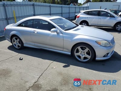 Czwarte zdjęcie samochodu z boku: 2008 MERCEDES-BENZ CL 550 VIN:WDDEJ71X88A014487 - miniatura