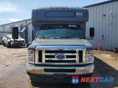 Piąte zdjęcie samochodu w środku: 2022 FORD ECONOLINE E450 SUPER DUTY CUTAWAY VAN VIN:1FDFE4FN6NDC37755 - miniatura