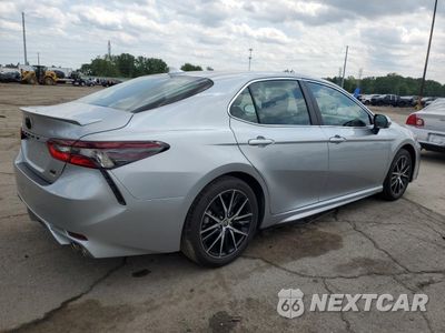Trzecie zdjęcie samochodu z tyłu: 2022 TOYOTA CAMRY SE VIN:4T1G11BK0NU064423 - miniatura