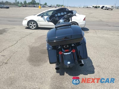 Czwarte zdjęcie samochodu z boku: 2022 HARLEY-DAVIDSON FLHX VIN:1HD1KBC14NB650426 - miniatura