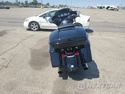 Czwarte zdjęcie samochodu z boku: 2022 HARLEY-DAVIDSON FLHX VIN:1HD1KBC14NB650426 - miniatura