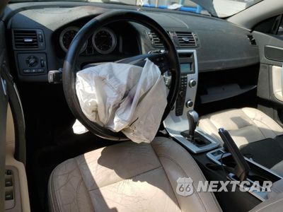 Zdjęcie 8 z 14 samochodu: 2011 VOLVO C70 T5 VIN:YV1672MC1BJ109595 - miniatura