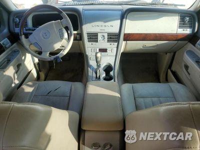 Zdjęcie 8 z 13 samochodu: 2004 LINCOLN TOWNHOUSE AVIATOR VIN:5LMEU88H64ZJ05493 - miniatura