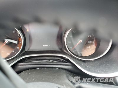 Zdjęcie 9 z 16 samochodu: 2019 JEEP COMPASS LATITUDE VIN:3C4NJCBB0KT658703 - miniatura