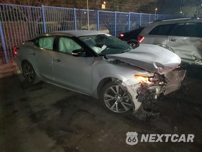 Czwarte zdjęcie samochodu z boku: 2017 NISSAN MAXIMA 3.5S VIN:1N4AA6AP6HC371681 - miniatura