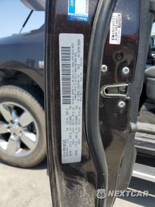 Zdjęcie 12 z 14 samochodu: 2017 RAM 1500 SLT VIN:1C6RR6LT1HS637444 - miniatura