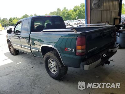 Drugie zdjęcie samochodu z przodu: 2002 CHEVROLET SILVERADO K1500 VIN:2GCEK19T921221977 - miniatura