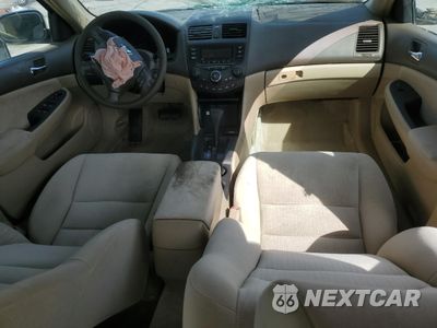 Zdjęcie 8 z 15 samochodu: 2005 HONDA ACCORD LX VIN:1HGCM564X5A053297 - miniatura