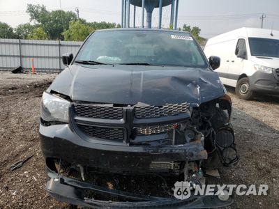 Piąte zdjęcie samochodu w środku: 2018 DODGE GRAND CARAVAN GT VIN:2C4RDGEG1JR254429 - miniatura