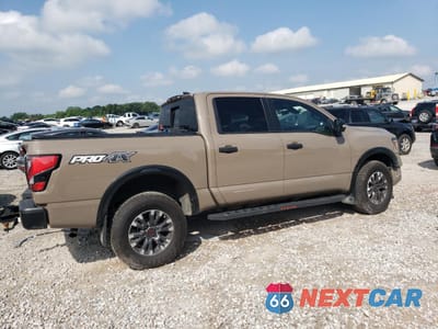 Trzecie zdjęcie samochodu z tyłu: 2024 NISSAN TITAN PRO-4X VIN:1N6AA1ED0RN116542 - miniatura