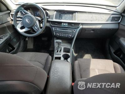 Zdjęcie 8 z 12 samochodu: 2019 KIA OPTIMA LX VIN:5XXGT4L30KG341192 - miniatura
