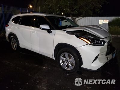 Czwarte zdjęcie samochodu z boku: 2021 TOYOTA HIGHLANDER L VIN:5TDZZRAH3MS074618 - miniatura