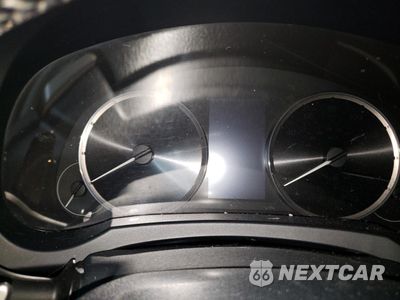 Zdjęcie 9 z 12 samochodu: 2017 LEXUS IS 200T VIN:JTHBA1D27H5054576 - miniatura