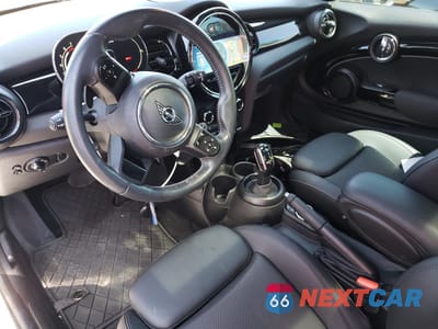 Zdjęcie 8 z 12 samochodu: 2023 MINI COOPER S VIN:WMW53DH05P2T80019 - miniatura