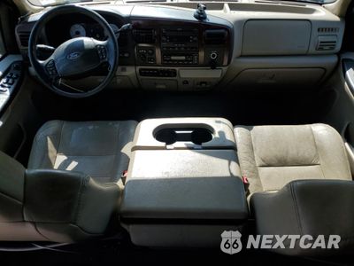 Zdjęcie 8 z 12 samochodu: 2005 FORD F250 SUPER DUTY VIN:1FTSW21P15EB89671 - miniatura