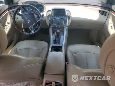 Zdjęcie 8 z 14 samochodu: 2010 BUICK LACROSSE CXS VIN:1G4GE5EV2AF306788 - miniatura