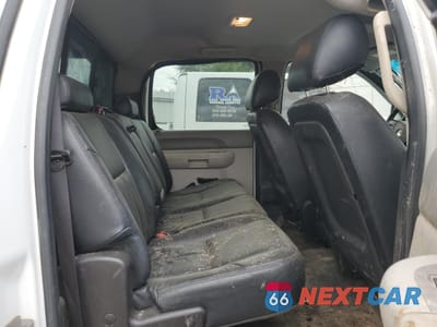 Zdjęcie 11 z 15 samochodu: 2010 CHEVROLET SILVERADO K3500 VIN:1GC7KZB63AF132537 - miniatura