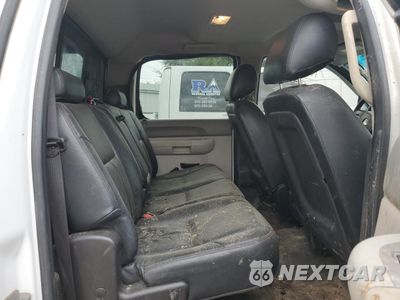 Zdjęcie 11 z 15 samochodu: 2010 CHEVROLET SILVERADO K3500 VIN:1GC7KZB63AF132537 - miniatura