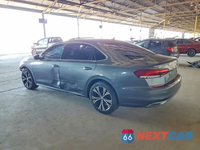 Drugie zdjęcie samochodu z przodu: 2021 VOLKSWAGEN PASSAT SE VIN:1VWSA7A30MC001271 - miniatura
