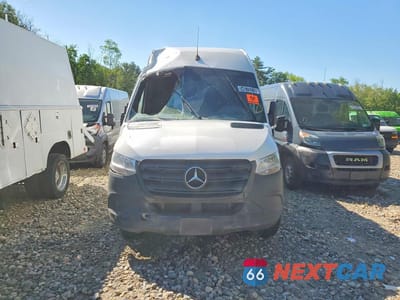 Piąte zdjęcie samochodu w środku: 2024 MERCEDES-BENZ SPRINTER 4500 VIN:W1Y9NC3Y2RT192458 - miniatura