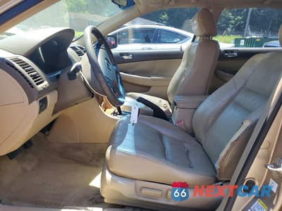 Zdjęcie 7 z 12 samochodu: 2003 HONDA ACCORD EX VIN:1HGCM66843A082087 - miniatura