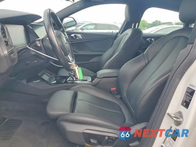 Zdjęcie 7 z 12 samochodu: 2021 BMW 228XI VIN:WBA73AK05M7J31055 - miniatura