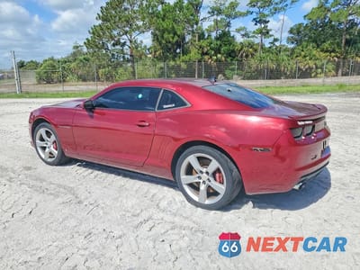 Drugie zdjęcie samochodu z przodu: 2010 CHEVROLET CAMARO SS VIN:2G1FK1EJ0A9139962 - miniatura