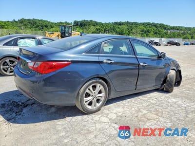 Trzecie zdjęcie samochodu z tyłu: 2011 HYUNDAI SONATA LIMITED VIN:5NPEC4AC2BH041474 - miniatura