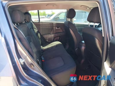 Zdjęcie 11 z 13 samochodu: 2011 KIA SPORTAGE LX VIN:KNDPBCA22B7169652 - miniatura