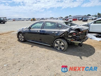 Drugie zdjęcie samochodu z przodu: 2017 KIA OPTIMA PLUG-IN HYBRID EX VIN:KNAGV4LD6H5014678 - miniatura