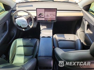 Zdjęcie 8 z 12 samochodu: 2022 TESLA MODEL Y VIN:7SAYGAEE2NF313510 - miniatura
