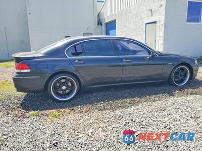 Trzecie zdjęcie samochodu z tyłu: 2006 BMW 750 LI VIN:WBAHN83536DT62817 - miniatura