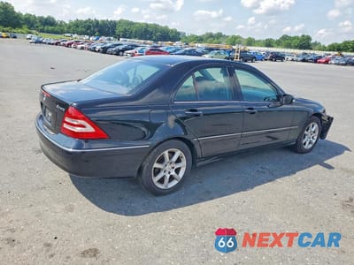 Trzecie zdjęcie samochodu z tyłu: 2007 MERCEDES-BENZ C 280 4MATIC VIN:WDBRF92H07F864940 - miniatura